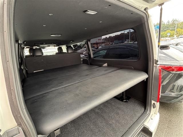 TOYOTA HIACE van 4WD 2023