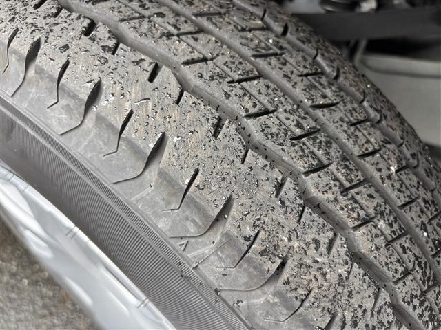 TOYOTA HIACE van 4WD 2023