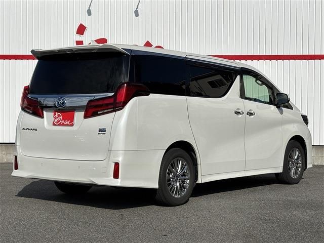 TOYOTA ALPHARD hybrid 4WD 2022