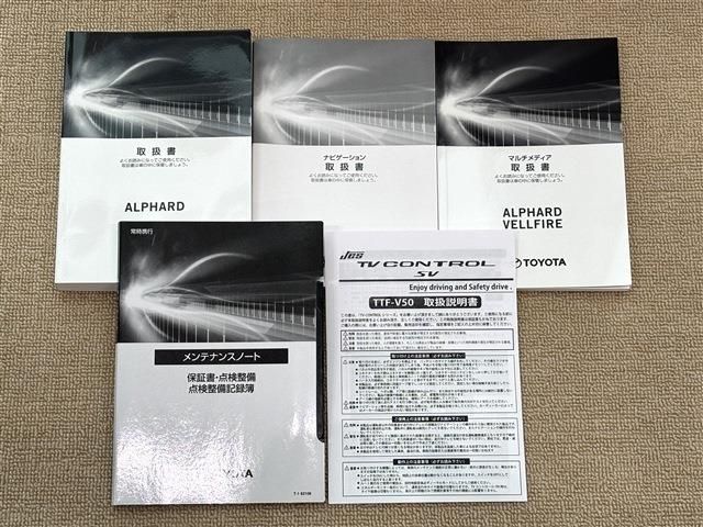 TOYOTA ALPHARD hybrid 4WD 2022