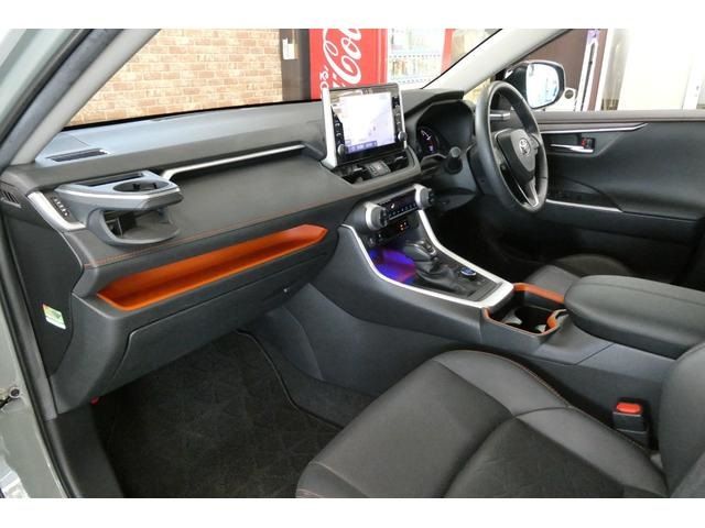 TOYOTA RAV4 4WD 2021