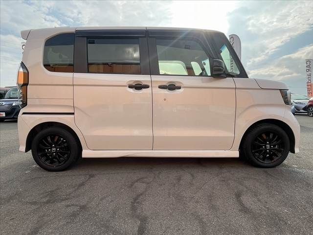 HONDA N BOX CUSTOM 2022