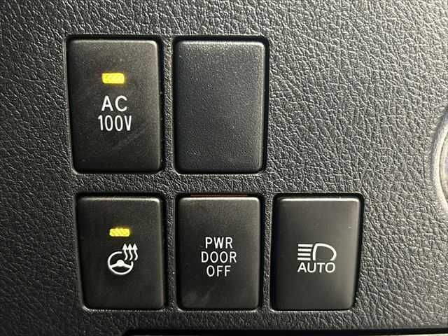 TOYOTA ALPHARD hybrid 4WD 2020