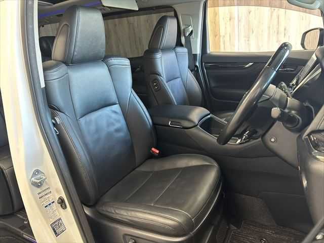 TOYOTA ALPHARD hybrid 4WD 2020