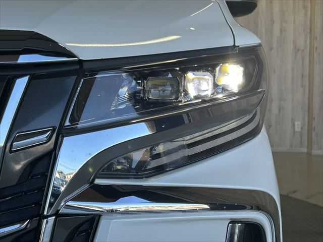 TOYOTA ALPHARD hybrid 4WD 2020