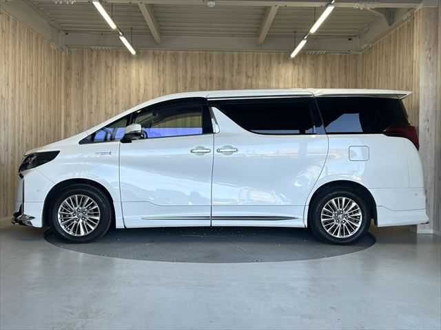 TOYOTA ALPHARD hybrid 4WD 2020