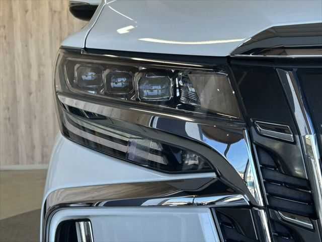 TOYOTA ALPHARD hybrid 4WD 2020