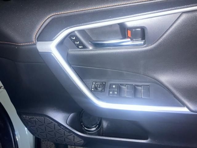 TOYOTA RAV4 4WD 2023