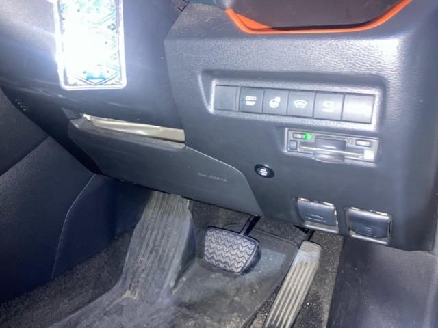 TOYOTA RAV4 4WD 2023