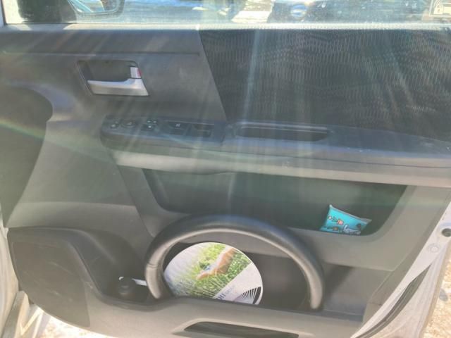 HONDA STEPWAGON 2013