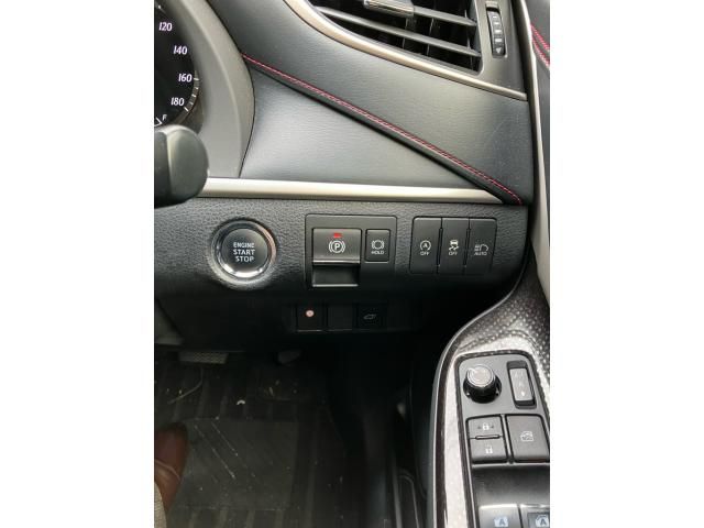 TOYOTA HARRIER 2WD 2018