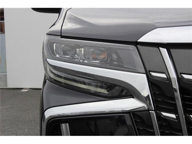 TOYOTA ALPHARD hybrid 4WD 2019