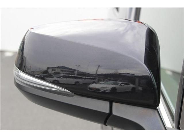 TOYOTA ALPHARD hybrid 4WD 2019