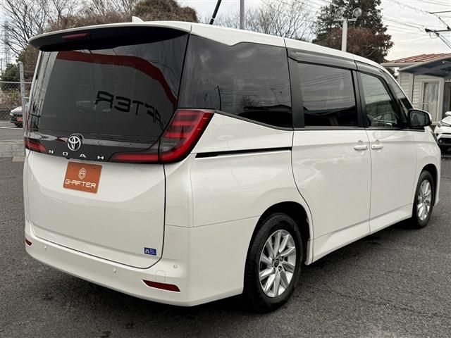 TOYOTA NOAH 2023