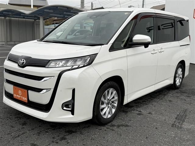 TOYOTA NOAH 2023