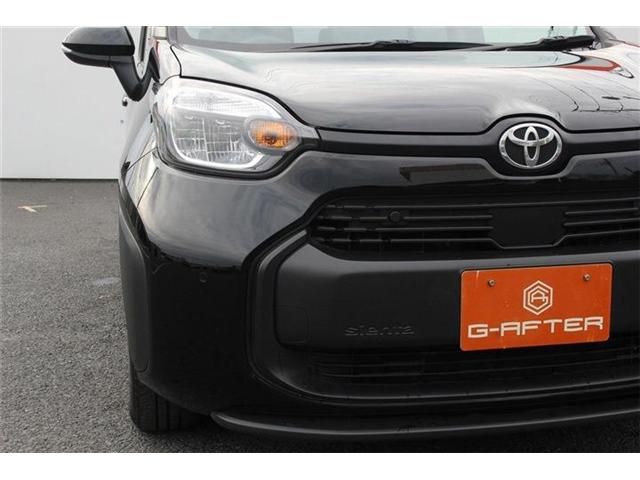 TOYOTA SIENTA HYBRID 2024