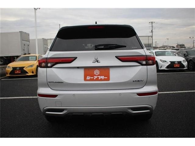 MITSUBISHI OUTLANDER PHEV 2022
