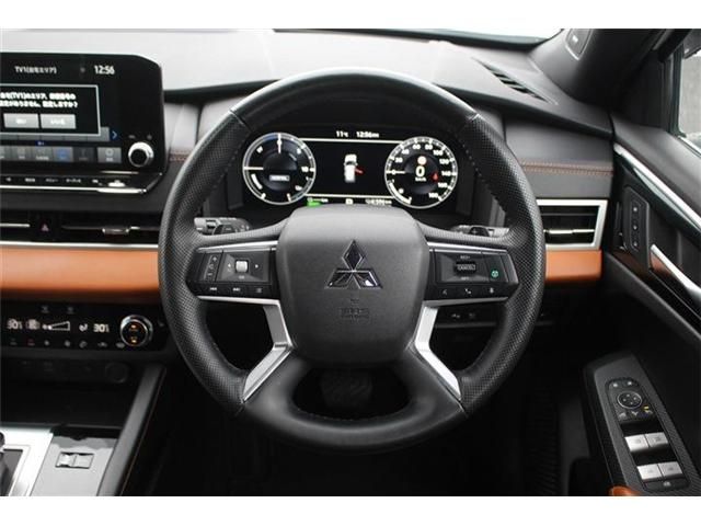 MITSUBISHI OUTLANDER PHEV 2022