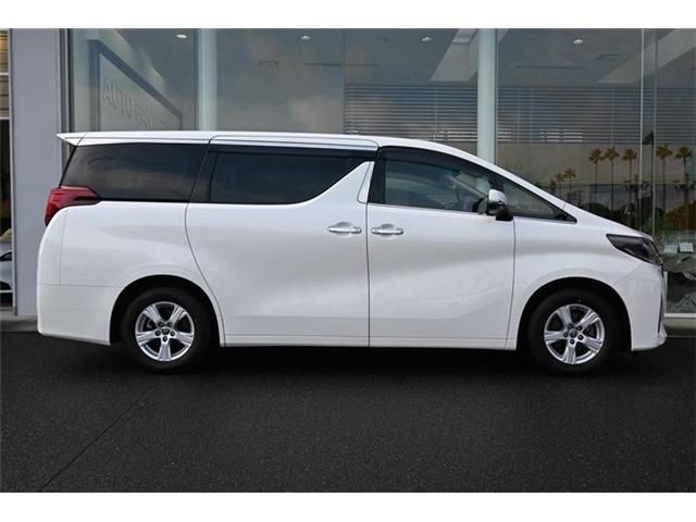 TOYOTA ALPHARD 2023