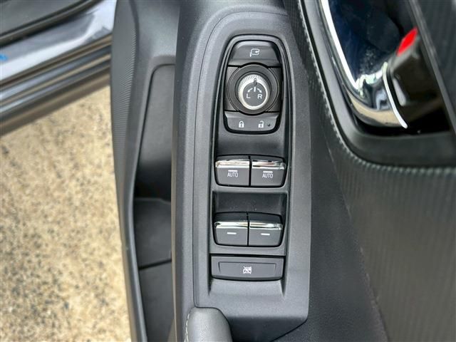 SUBARU CROSSTREK 2023