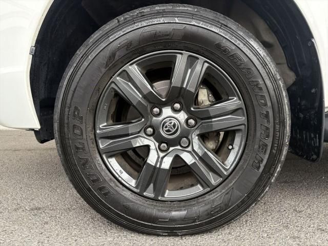 TOYOTA HILUX 4WD 2022