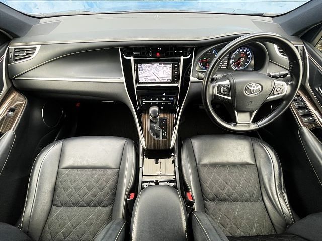 TOYOTA HARRIER 2WD 2015