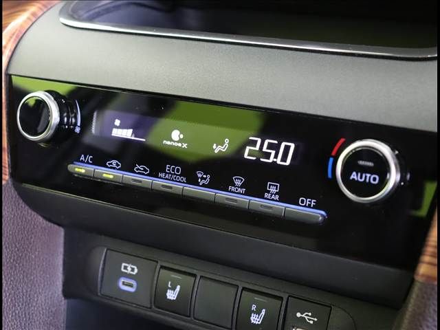 TOYOTA YARIS CROSS HYBRID 2022