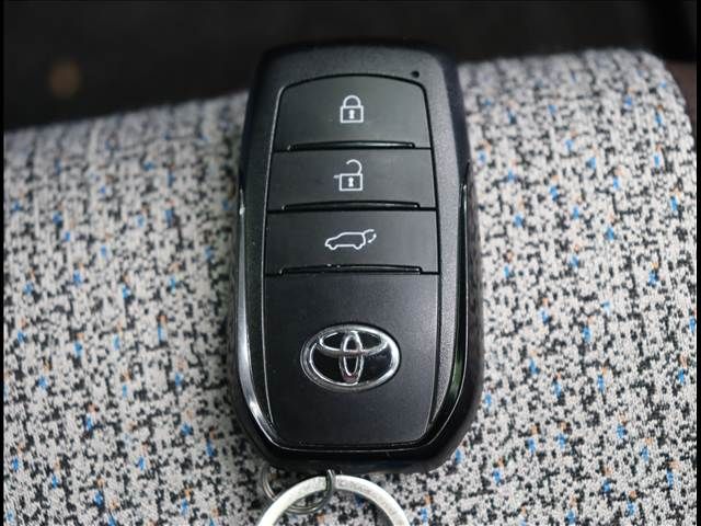 TOYOTA YARIS CROSS HYBRID 2022