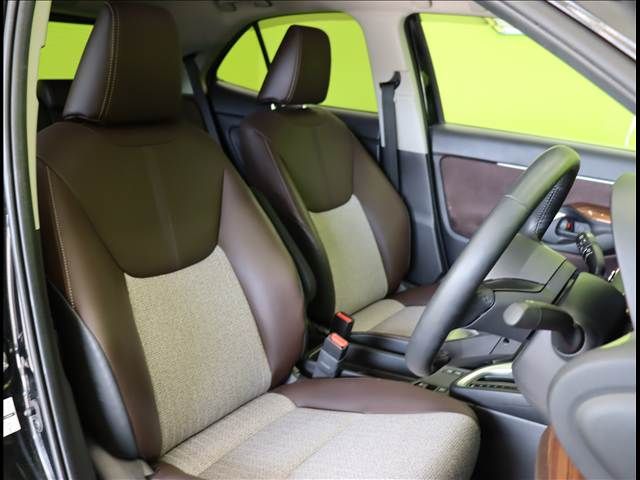 TOYOTA YARIS CROSS HYBRID 2022