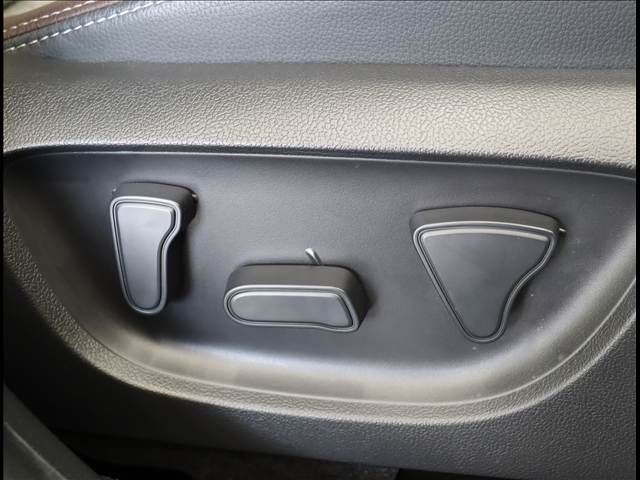 TOYOTA YARIS CROSS HYBRID 2022