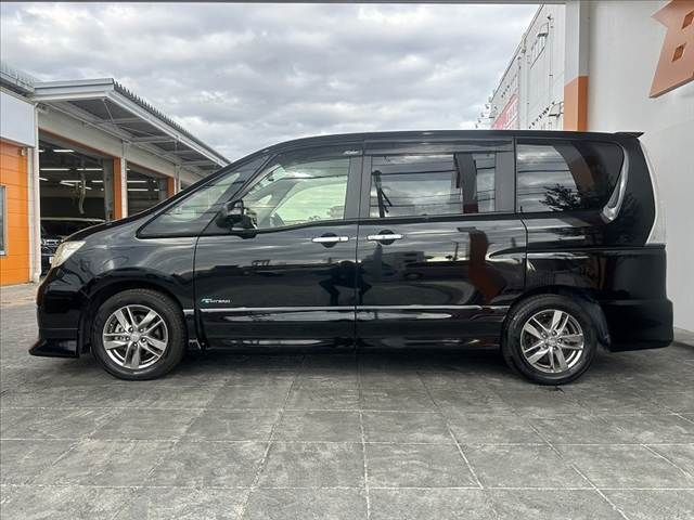 NISSAN SERENA  S-HYBRID 2012