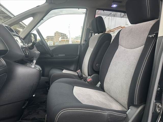 NISSAN SERENA  S-HYBRID 2012