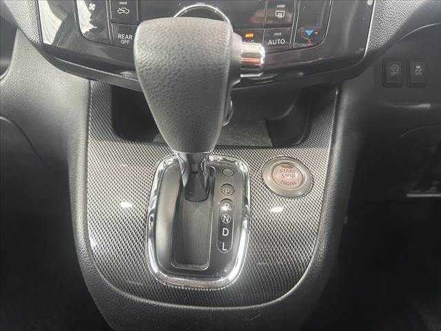 NISSAN SERENA  S-HYBRID 2012