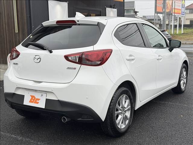 MAZDA DEMIO 2019