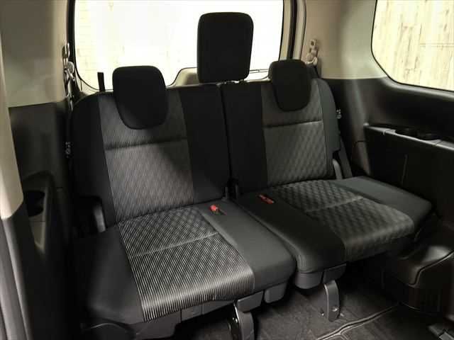 NISSAN SERENA  WG 2022