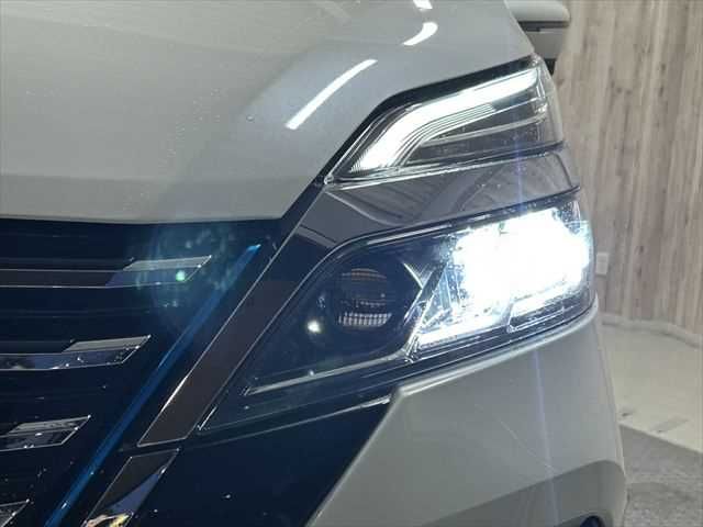 NISSAN SERENA  WG 2022