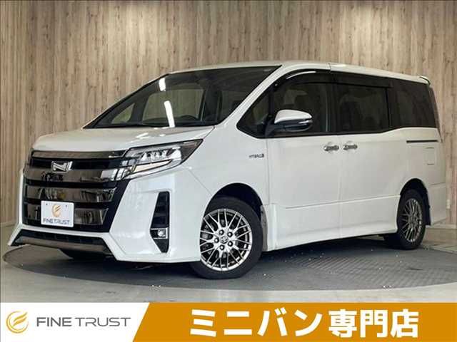 TOYOTA NOAH HYBRID 2019