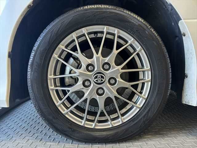 TOYOTA NOAH HYBRID 2019