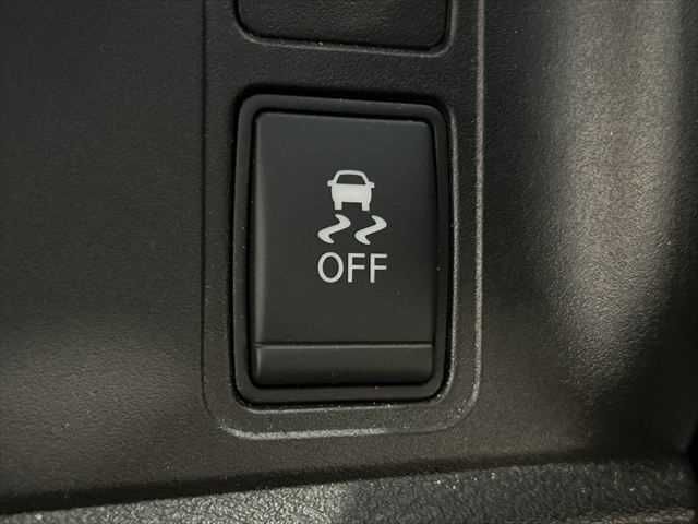 NISSAN SERENA  WG 2018