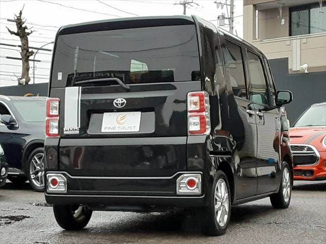 TOYOTA PIXIS MEGA 2019