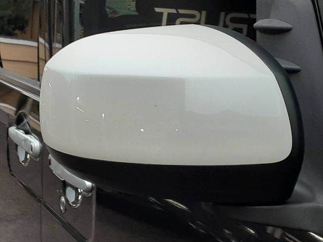 TOYOTA PIXIS MEGA 2019