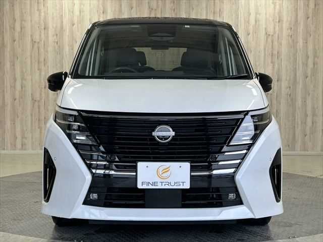 NISSAN SERENA  WG 2023