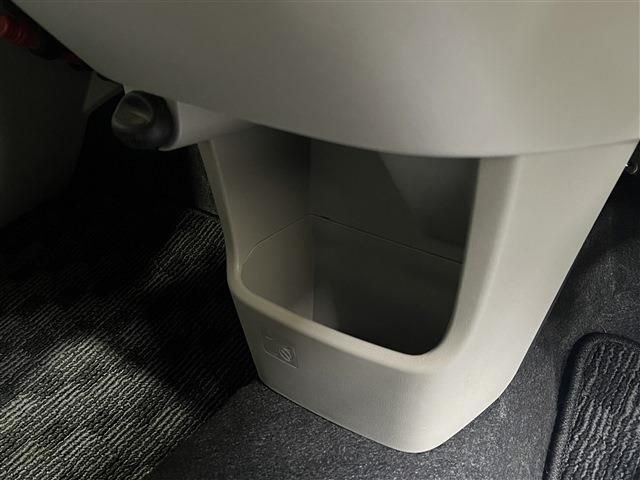 DAIHATSU MOVE 4WD 2015