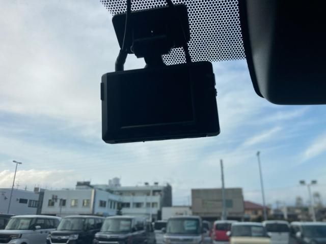 TOYOTA RAV4 4WD 2021