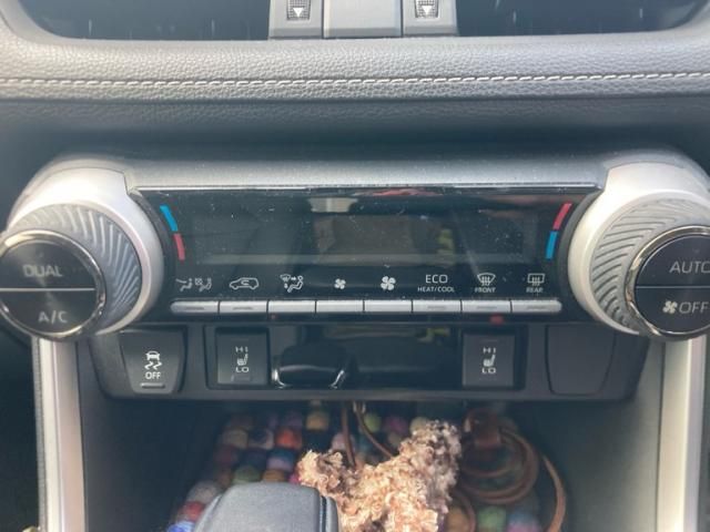 TOYOTA RAV4 4WD 2021