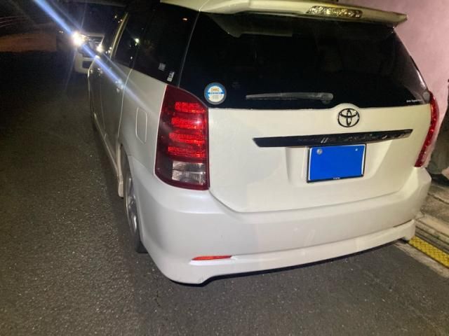 TOYOTA WISH 2009