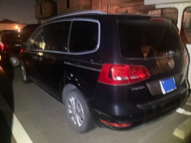VOLKSWAGEN VOLKSWAGEN SHARAN 2012