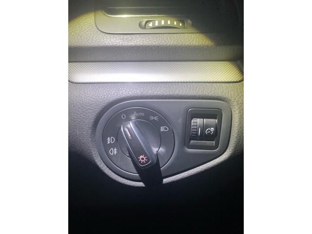 VOLKSWAGEN VOLKSWAGEN SHARAN 2012