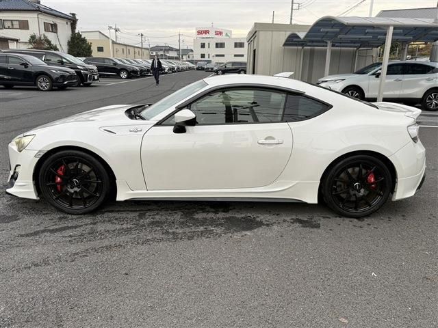 TOYOTA 86 2012