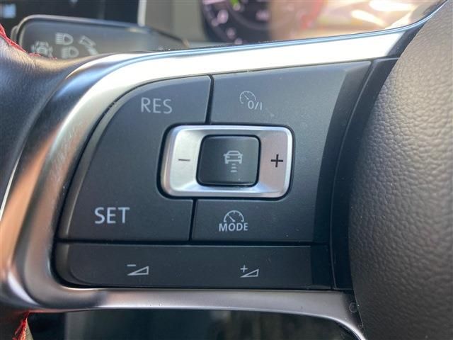 VOLKSWAGEN VOLKSWAGEN GOLF GTI 2018